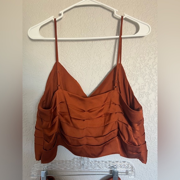 Express - Crop Top (Part of Two Piece Set) - Size L - Picture 2 of 3